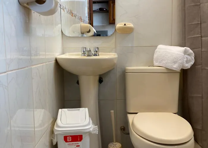 Adriano's Deluxe Base Apartment *